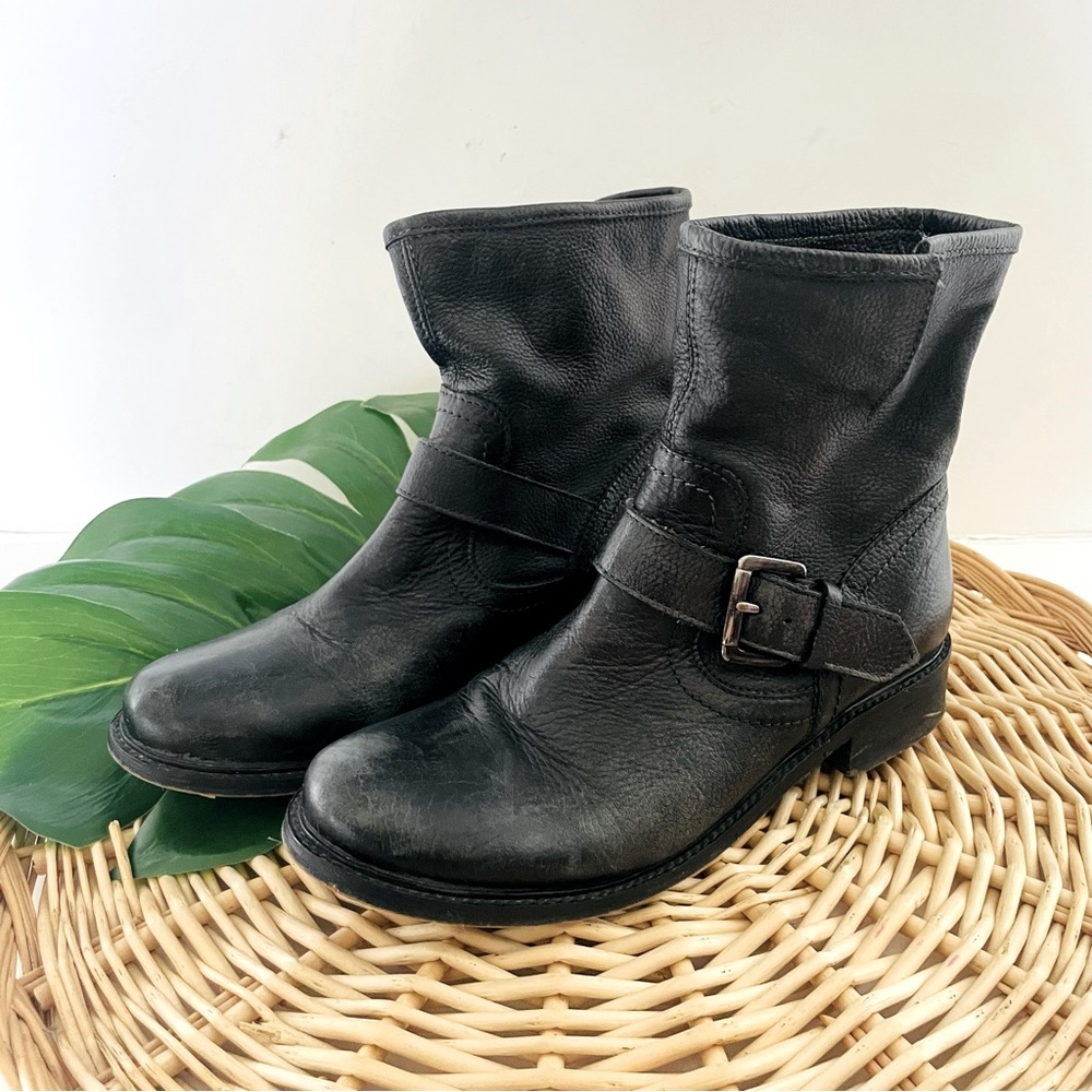 Mascha Unisex black leather Moto style boots straps & silver buckle NO SIZE TAG